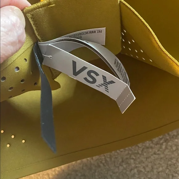 VSX    new with tags  high support bra 36DDD - Picture 7 of 9